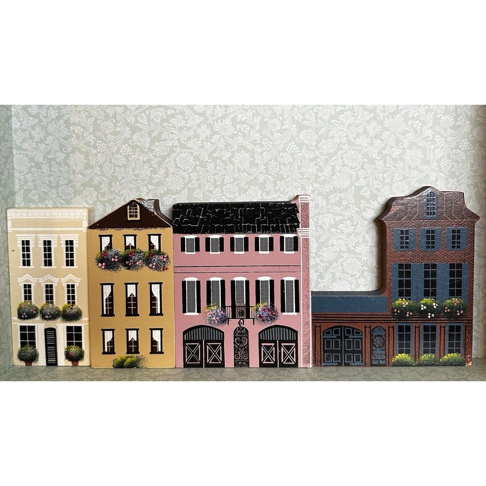 RARE Sheila's Rainbow Row House Charleston SC Holy City Wood Shelf Sitter Lot 4